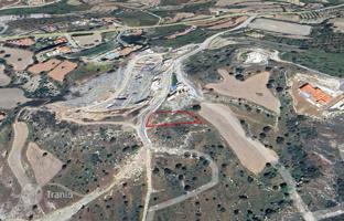 Land plot in Paphos for 525,000 €