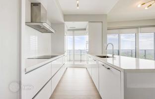 4-bedroom apartment in Yonge Street for C$895,000