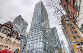 Apartment – Peter Street, Old Toronto, Toronto,  Ontario,   Canada for C$671,000