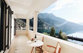 Villa – Risan, Kotor, Montenegro for 2,555,000 €