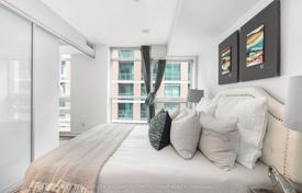 Apartment – Queen Street West, Old Toronto, Toronto,  Ontario,   Canada for C$640,000