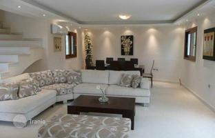 4-bedroom villa in Corfu for 900,000 €