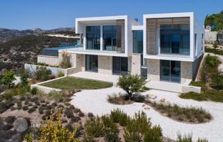 4-bedroom villa 266 m² in Tsada for 2,233,000 €