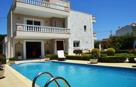 Villa with a swimming pool and a garden close to the beach, Anavyssos, Greece for 2,200 € per week