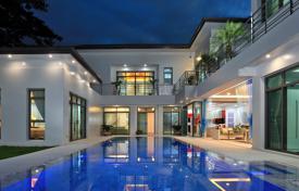 Furnished villa with a swimming pool, Phuket, Thailand for $1,021,000