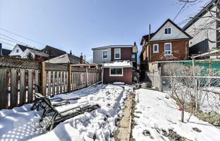 11-bedroom apartment in Dufferin Street for C$1,663,000