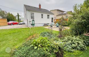 6-bedroom house in Etobicoke for C$1,737,000