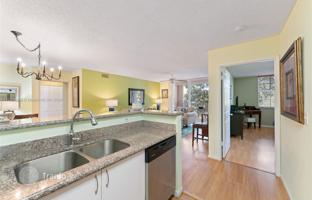 2-bedroom apartments in condo 110 m² in Aventura for $539,000