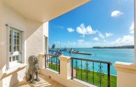 Modern flat with ocean views in a residence on the first line of the beach, Miami Beach, Florida, USA for $2,789,000