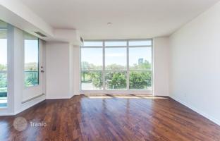 2-bedroom apartment in Fort York Boulevard for C$1,236,000