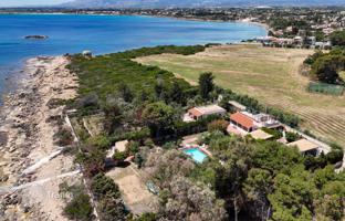 2-bedroom villa 200 m² in Punta Milocca for 1,049,000 €