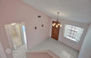 3-bedroom house 123 m² in Hialeah for $490,000