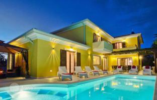 5-room house 270 m² in Banjole (Croatia) for 890,000 €