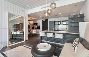 2-bedroom apartments in condo 115 m² in Miami for $1,250,000
