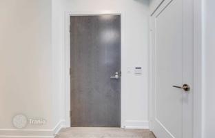 9-bedroom apartment in Etobicoke for C$1,088,000