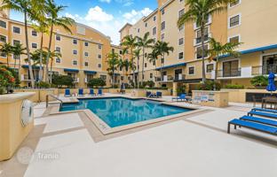 2-bedroom townhouse 207 m² in Miami for $875,000