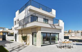 3-bedroom villa 237 m² in San Miguel de Salinas for 699,000 €