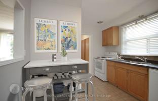 6-bedroom house in Scarborough for C$1,390,000