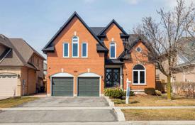 Townhome – North York, Toronto, Ontario,  Canada for C$2,267,000