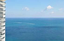 Stylish apartment with ocean views in a residence on the first line of the beach, Sunny Isles Beach, Florida, USA for $849,000