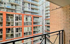 Apartment – Simcoe Street, Old Toronto, Toronto,  Ontario,   Canada for C$826,000