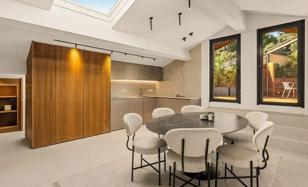 Renovated duplex apartment in the center of Saint-Jean-Cap-Ferrat, Côte d'Azur, France for 1,780,000 €