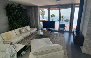 6-bedroom cottage 550 m² in Agios Tychonas for 10,000,000 €