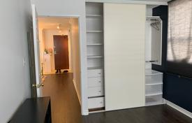 Apartment – Merton Street, Old Toronto, Toronto,  Ontario,   Canada for C$893,000
