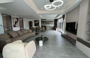 5-bedroom villa 280 m² in Pattaya for $363,000