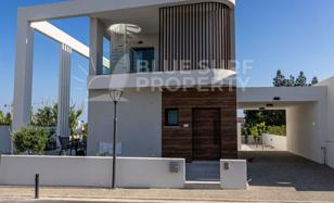 4-bedroom villa in Ayia Napa for 850,000 €