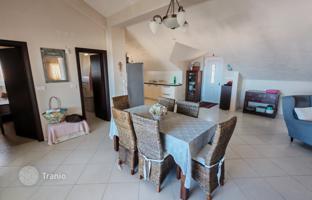 8-bedroom house 415 m² in Zadar County for 1,050,000 €