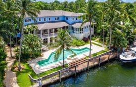 Spacious villa with a garden, a backyard, a pool, a summer kitchen, a sitting area, a terrace and a garage, Miami, USA for $7,750,000