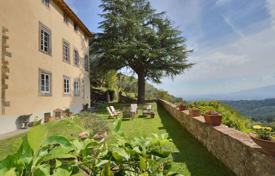 Villa – Lucca, Tuscany, Italy for 1,975,000 €