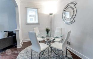 17-bedroom house in East York for C$1,803,000
