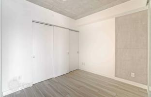 1-bedroom apartment in Richmond Street West for C$956,000