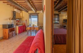 14-bedrooms country seat 474 m² in Paciano, Italy for 1,050,000 €