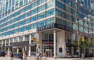 4-bedroom apartment in Blue Jays Way for C$1,139,000