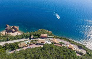 3-bedroom apartment in Theoule-sur-Mer for 1,290,000 €