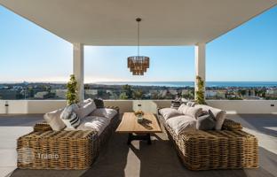 6-bedroom villa 1,466 m² in Benahavis for 6,995,000 €