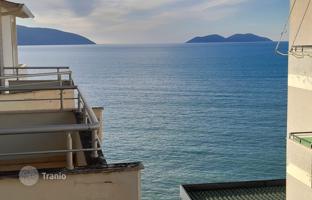 Furnished apartment + garage on the seafront in Vlora for 198,000 €