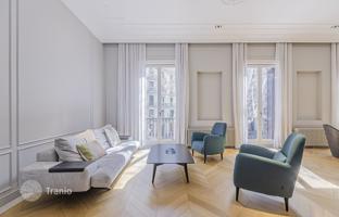 3-bedroom apartment 246 m² in Barcelona for 1,550,000 €