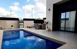 3-bedroom villa 116 m² in Benijofar for 315,000 €