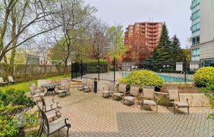 5-bedroom apartment in North York for C$1,045,000