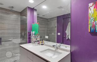 3-bedroom apartments in condo 163 m² in Miami for $1,800,000