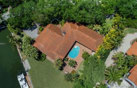 Luxury villa with a pool, a patio, a terrace and a garage, Coral Gables, USA for $6,995,000