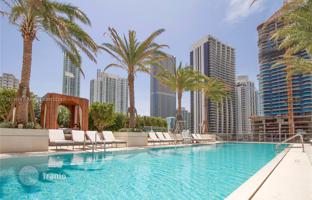 2-bedroom apartments in condo 116 m² in Miami for $1,300,000