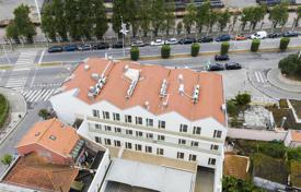 Comfortable apartment with a balcony in a prestigious area, Porto, Portugal for 385,000 €