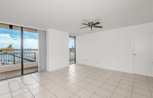 1-bedroom apartments in condo 78 m² in Miami for $335,000