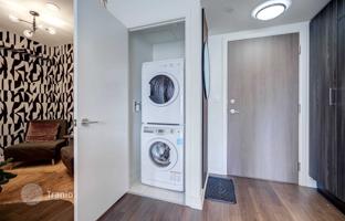 5-bedroom apartment in Front Street West for C$1,071,000