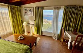 2 bedroom house with big terrace and stunning views over Elounda for 360,000 €
